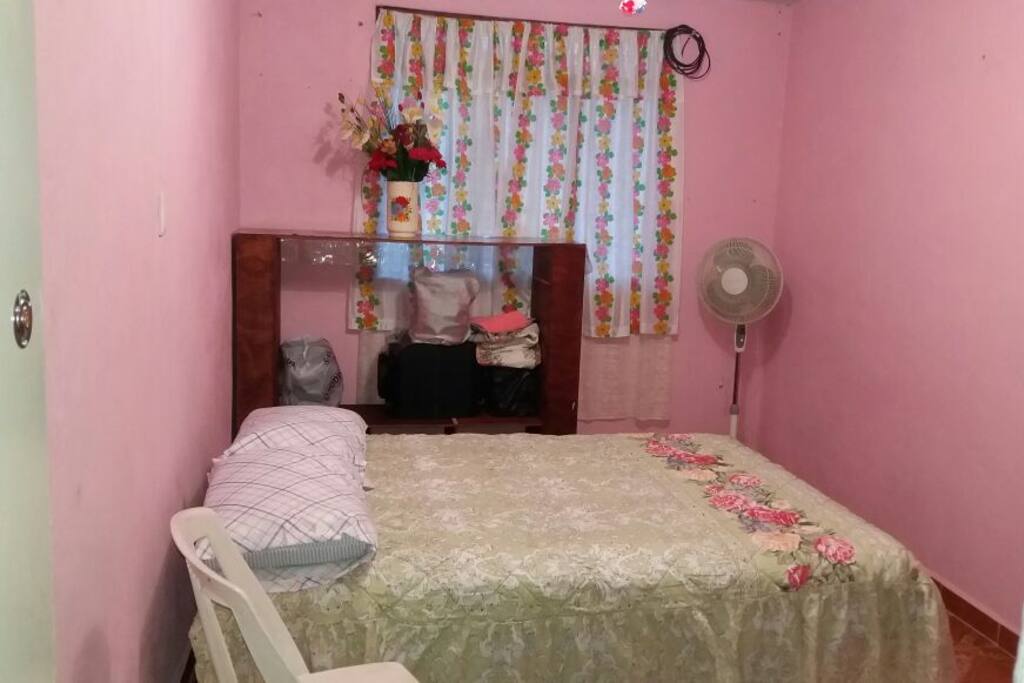 Cuarto Principal con cama matrimonial, closet y organizador, muy espacioso