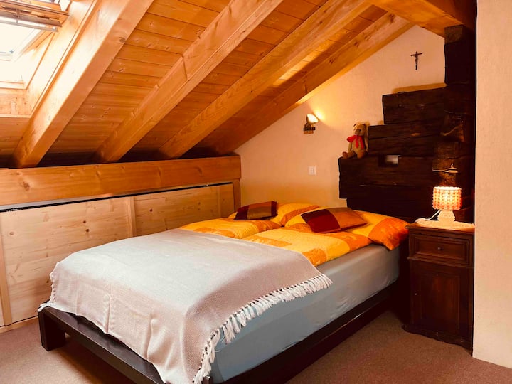 Tedy je također tamo.