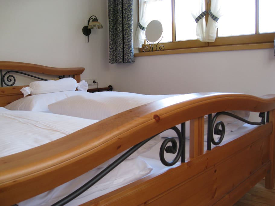 Erstes Doppelschlafzimmer