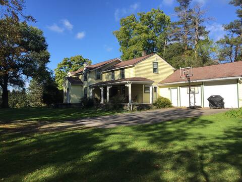 Penfield-Webster Home w/Pool - Park Like Setting