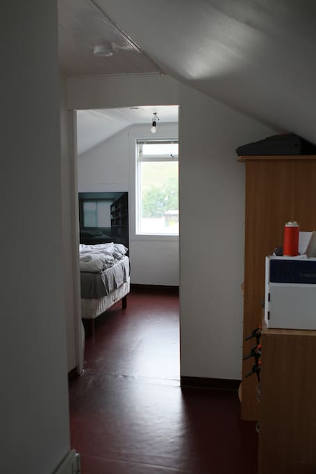 The view from the corridor to the bedroom