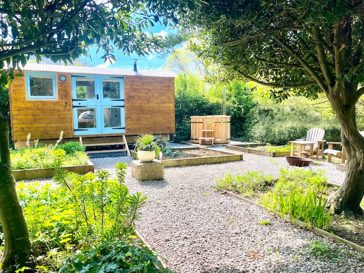 Perranporth shepherdshut photo 2