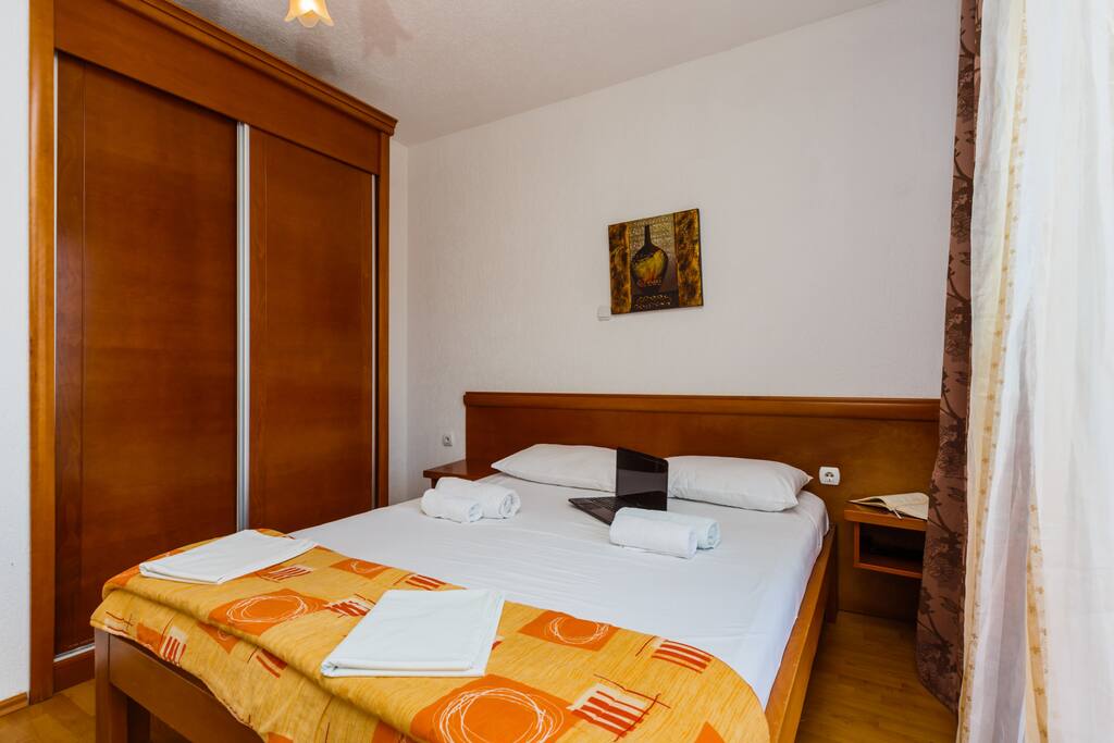 Double bed