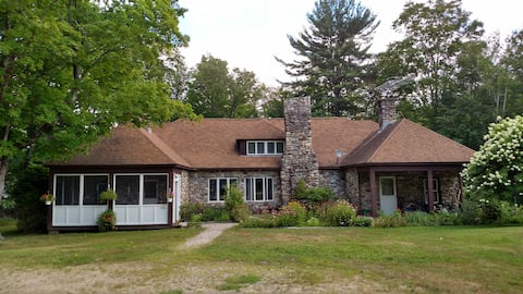 1920s Cottage on Red Hill