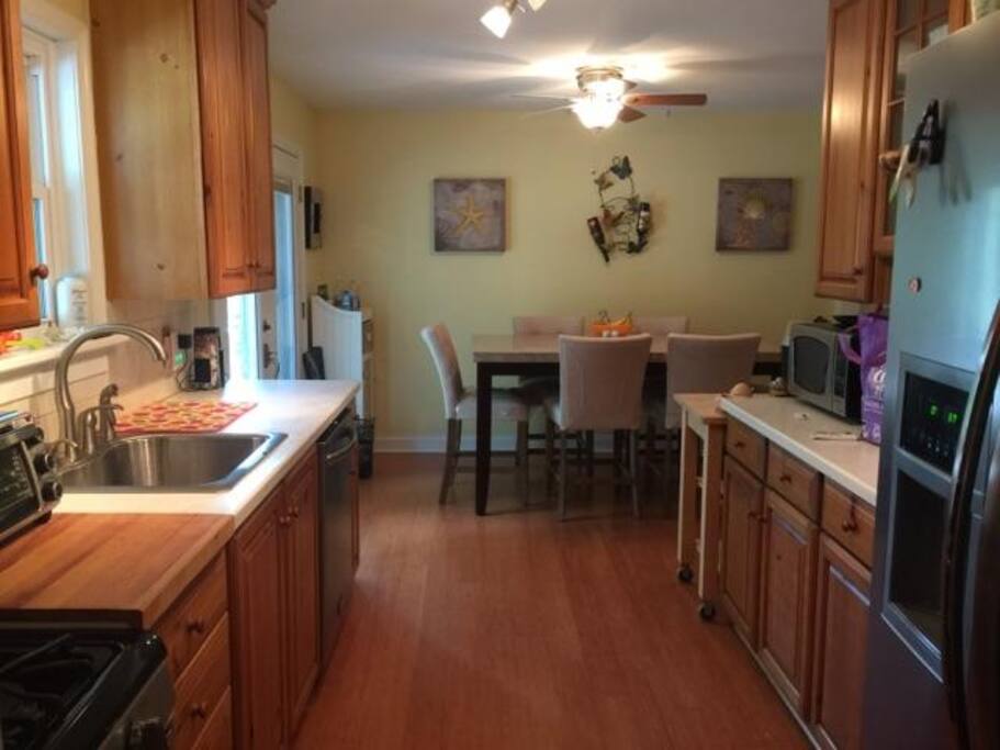 Eat in Kitchen