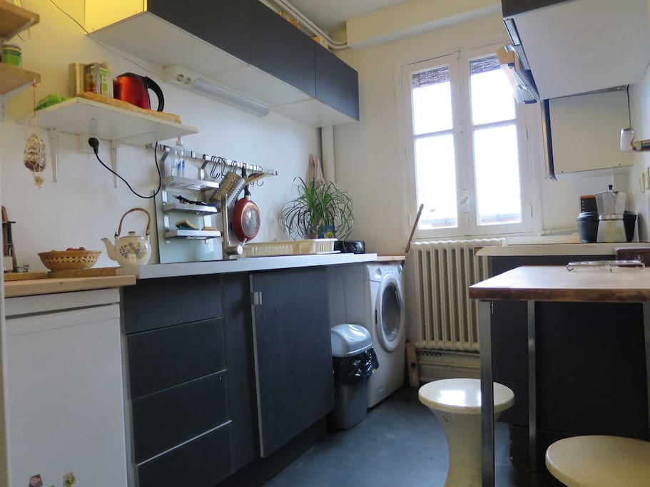Cuisine équipée / kitchen