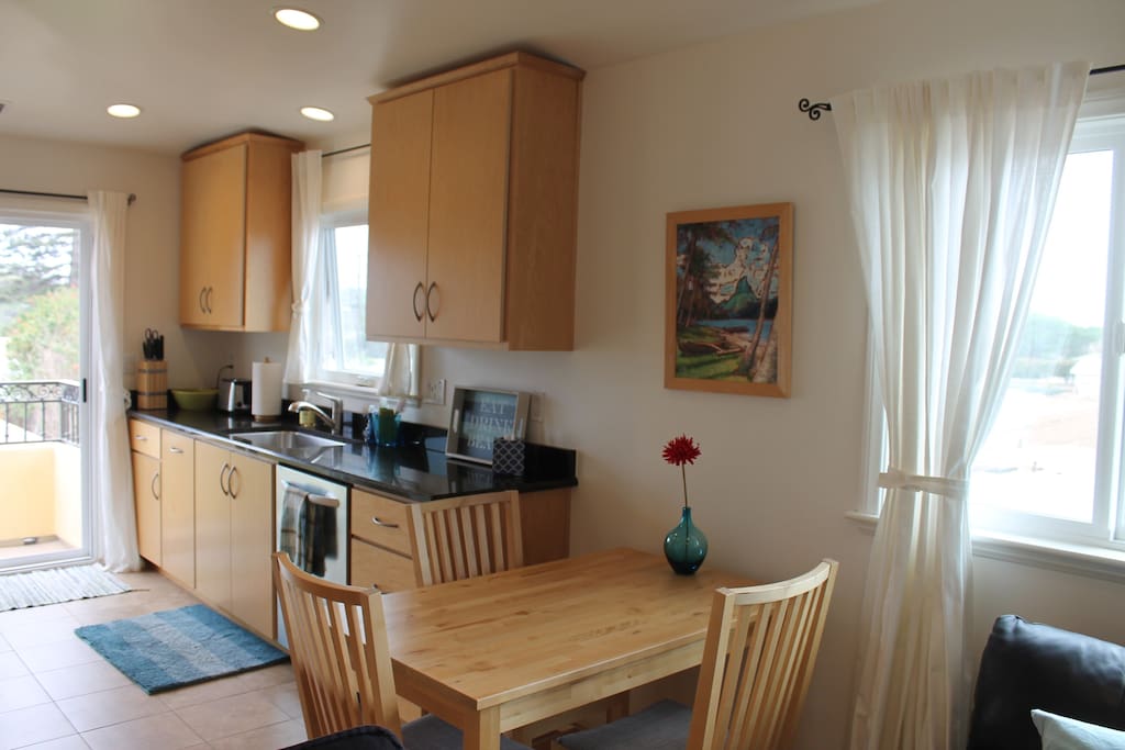 Kitchen and dining area.