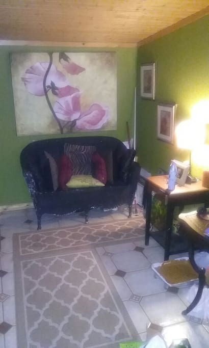 Quaint little study.