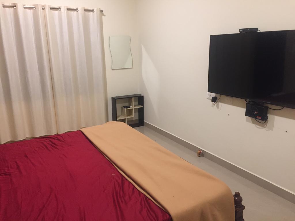 غرفة النوم 1