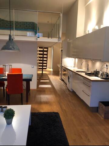 Citycenter,Dronningens gate 15,2 balcony,2bedrooms gallery image 2