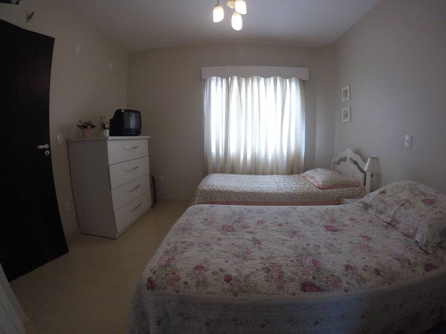 Quarto com banheiro privado