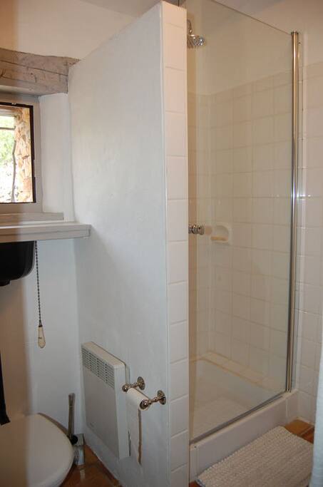 Bathroom & shower