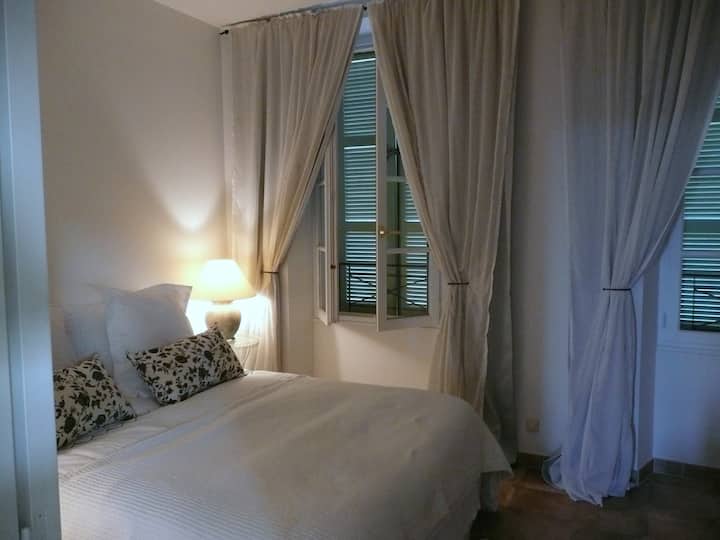 Spálňa 1 master s manželskou posteľou