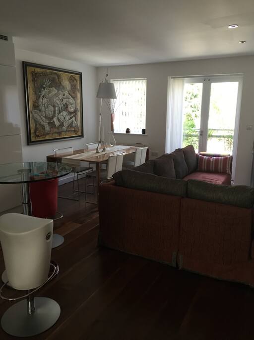 Dining and living area with cable TV, Amazon Fire TV and fibre broadband