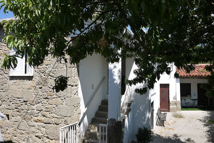Naz de Abaixo Vacation Rentals & Homes - Galicia, Spain | Airbnb