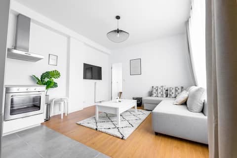 Top Airbnb: 101 - 2 rooms, Parking, 10 min to Paris and Airports à Alfortville