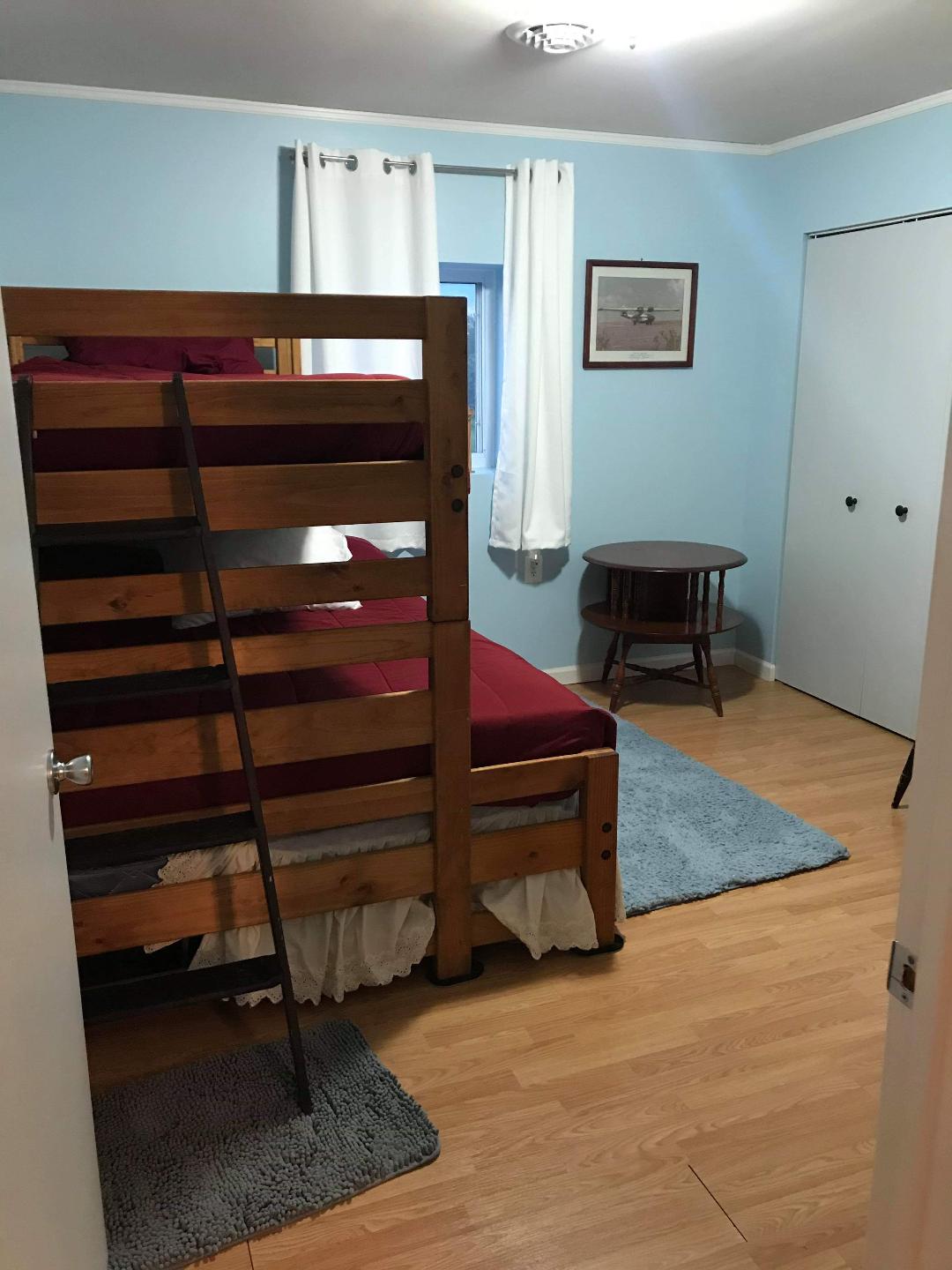 Krevet na kat za 3 osobe