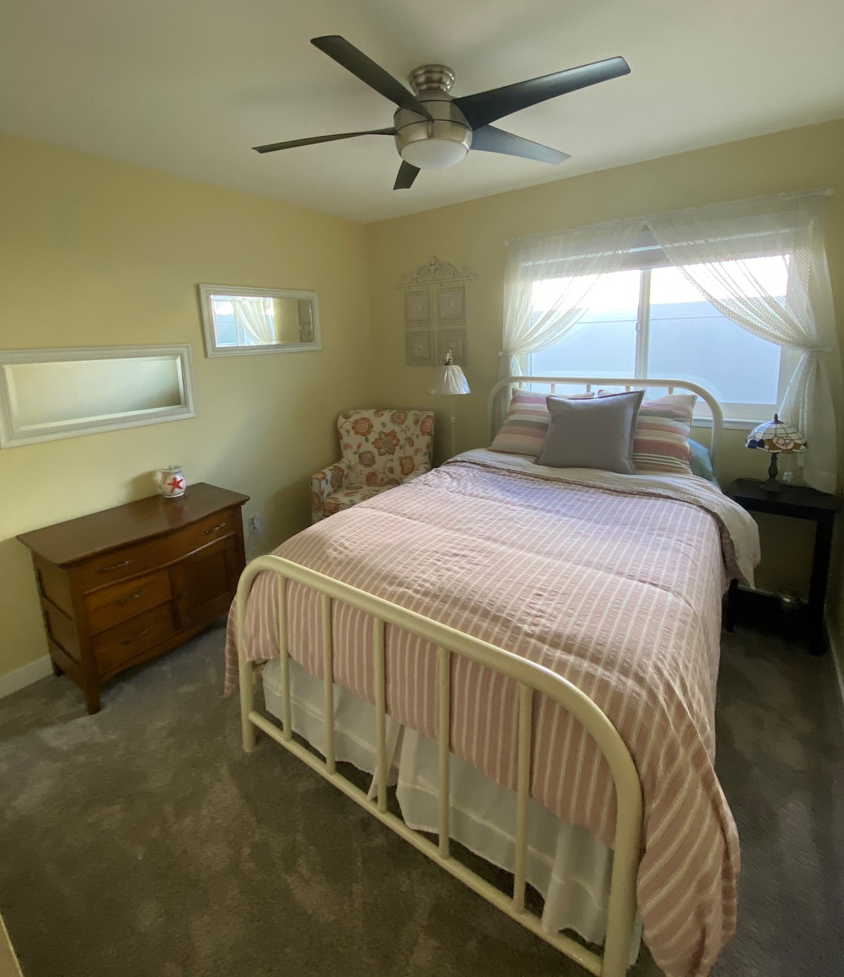 2 - ра спалня 