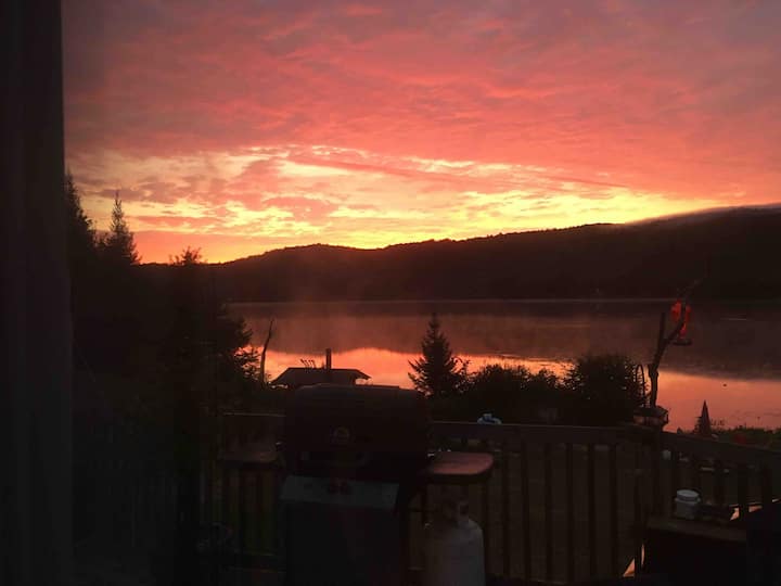 Denholm Holiday Rentals & Homes Québec, Canada Airbnb