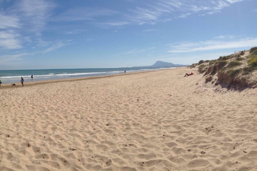 Playa a 50m del apartamento