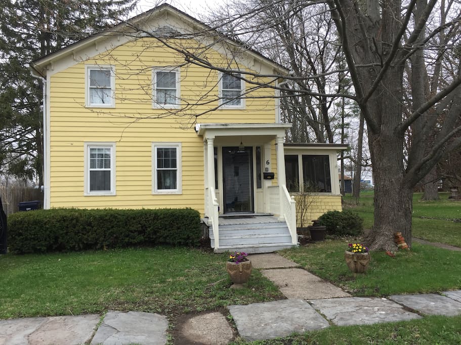 Quiet Seneca Falls Houses for Rent in Seneca Falls