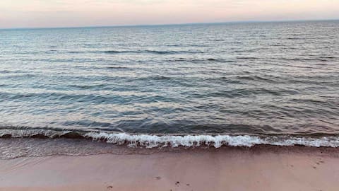 Private beach Access home with mesmerizing views