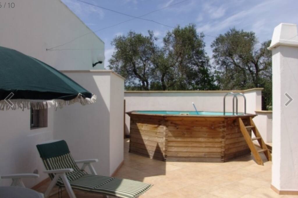 Pool area