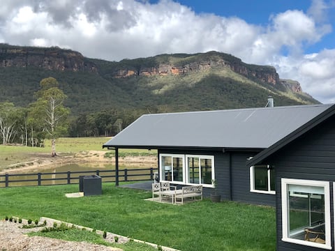 Foy's Folly .Luxury Farm Stay in Megalong Valley