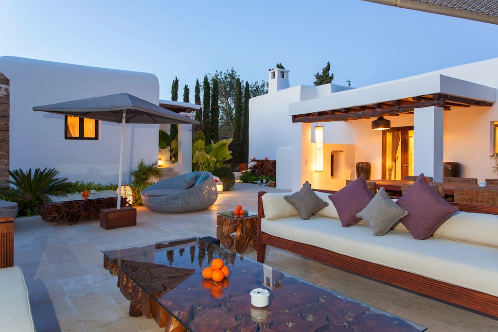 Different spaces for different moments, relax and disconnect