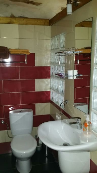 Farmhouse.Bathroom.