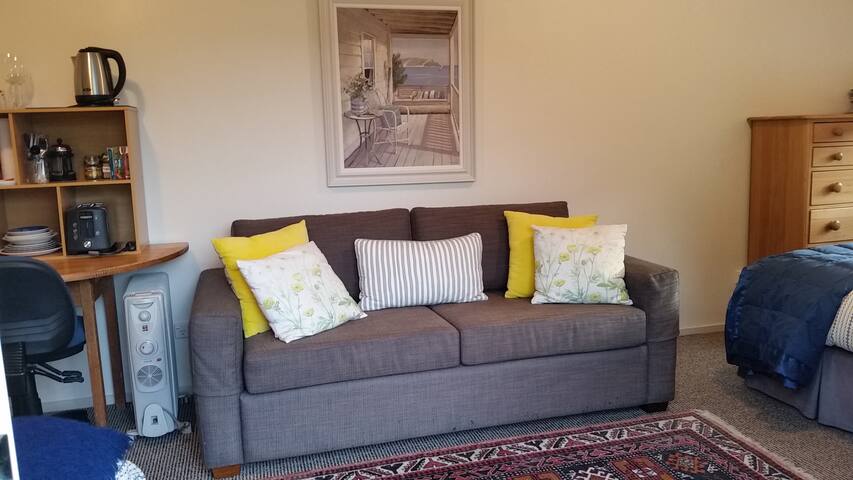 Cosy Studio Close to Town
