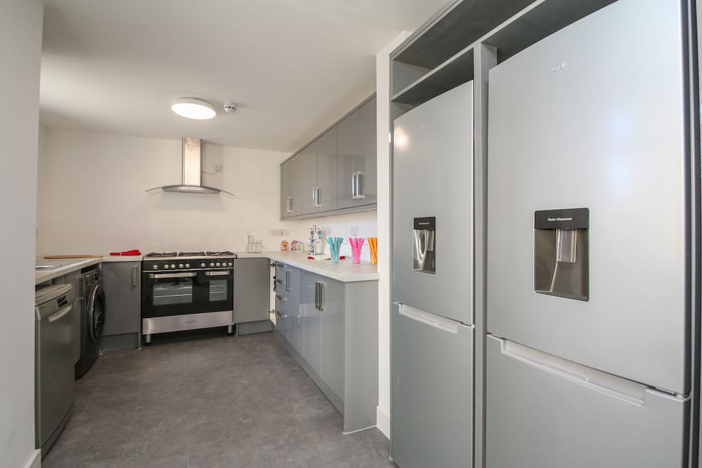 Large Open Plan Kitchen