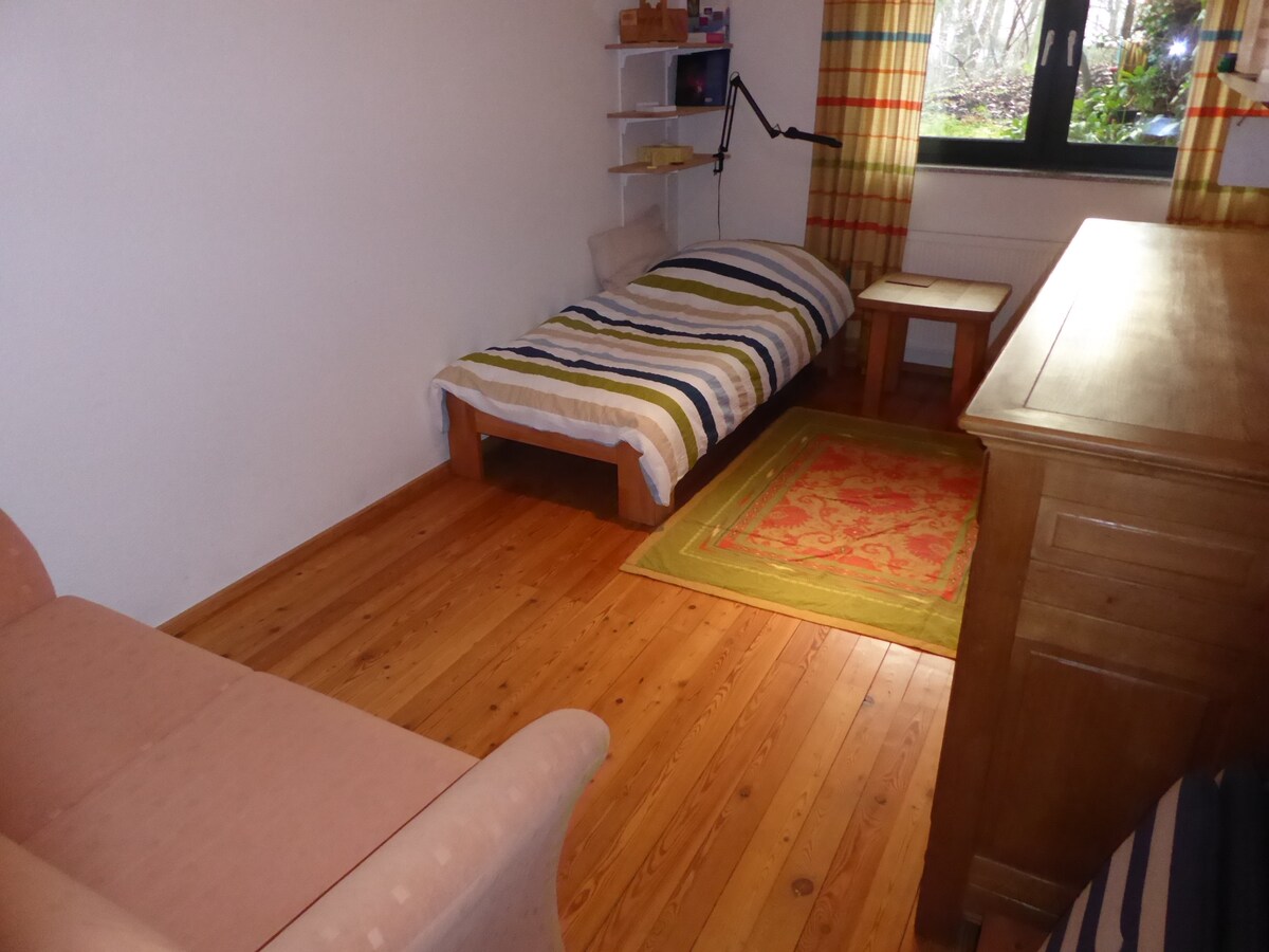 Спална соба 3 во подрумот