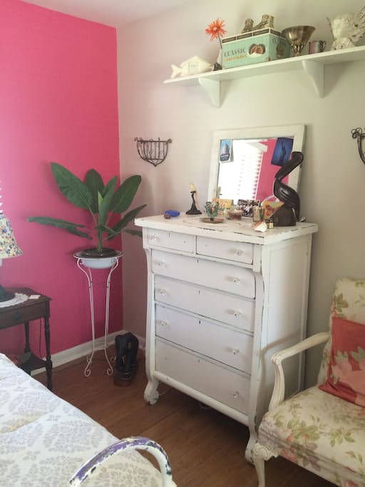 Bureau with mirror.