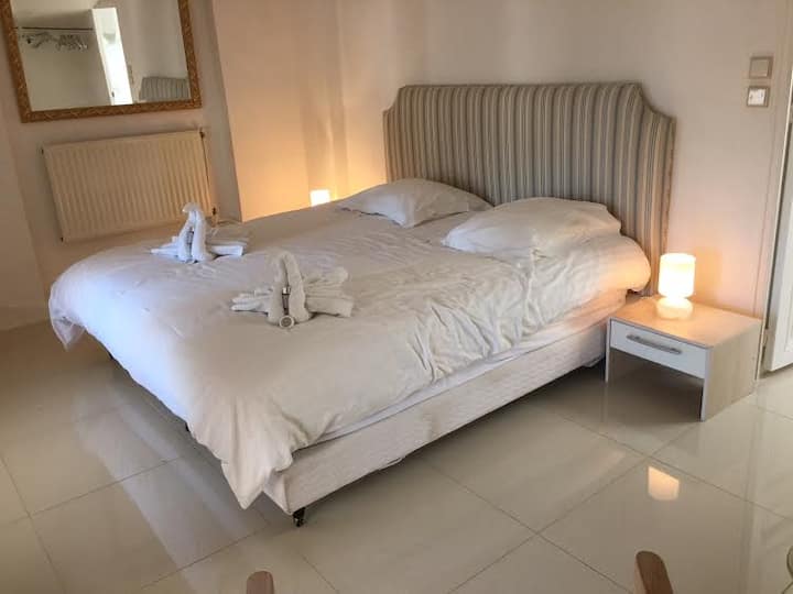 საძინებელი 1