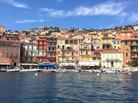 Villefranche sur Mer, Seagulls apartment