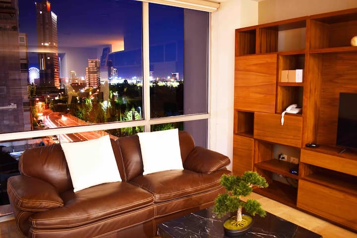Breathtaking View Luxury Condo, Prime Location - Puebla