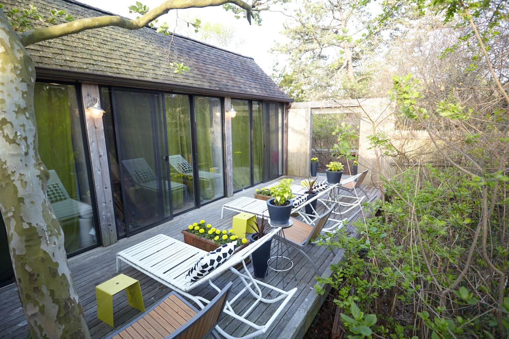 DECK