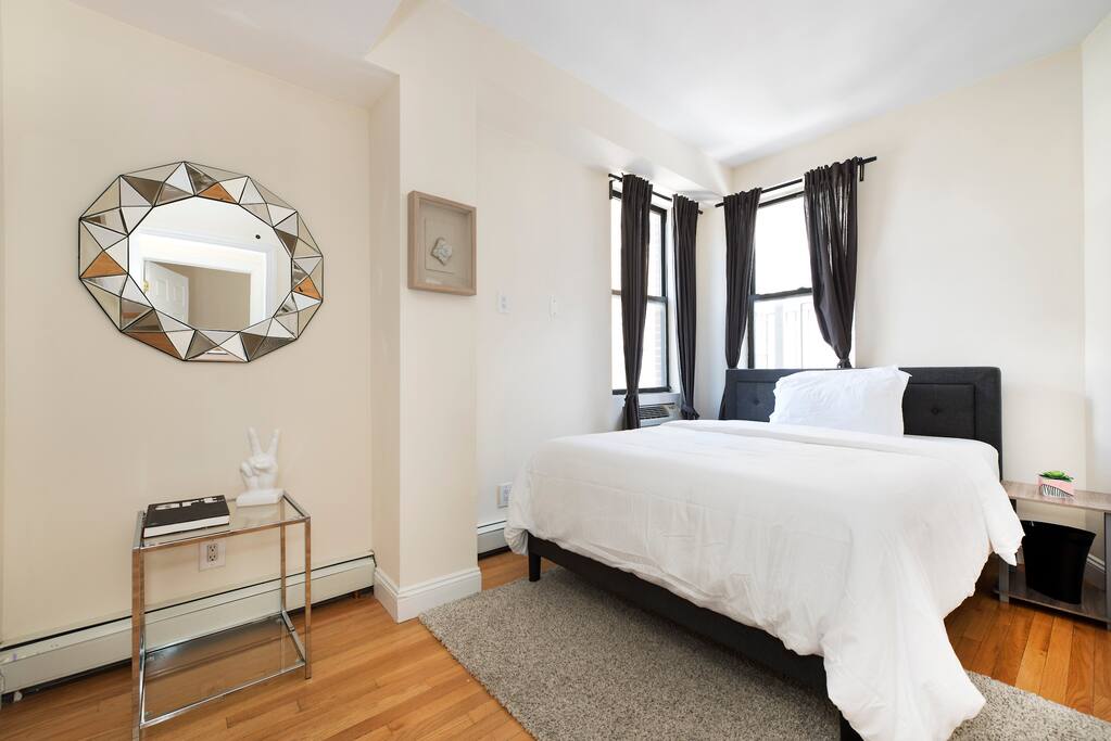 1st bedroom