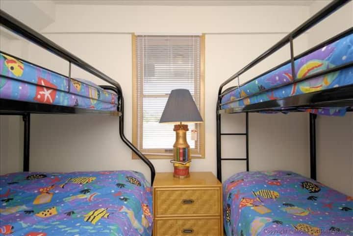 Chumba cha Kiwango cha Chini cha Bunk