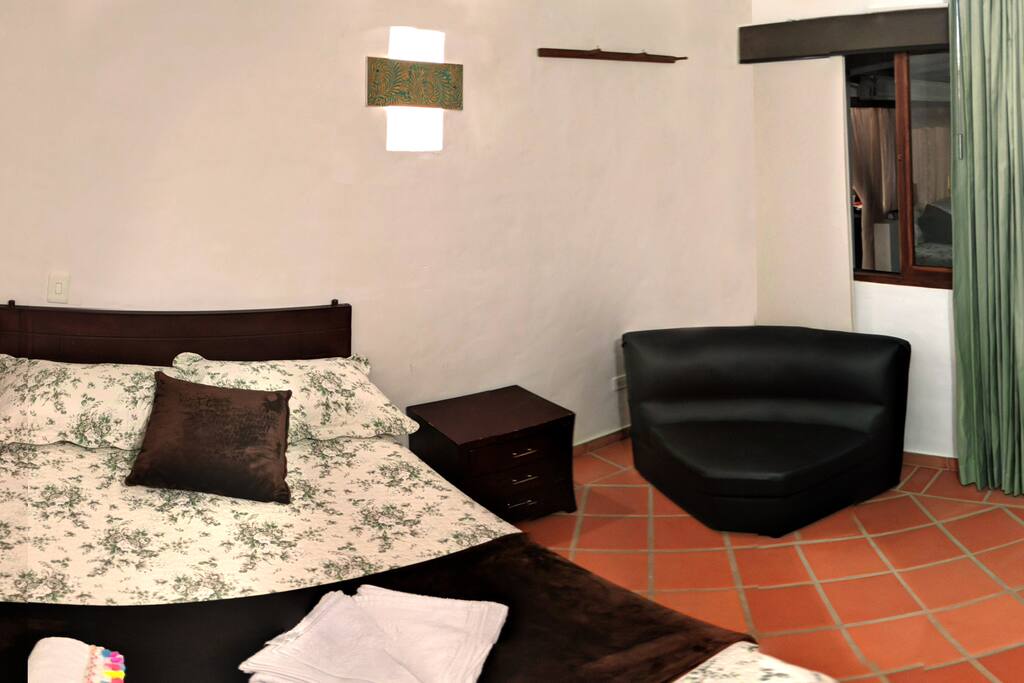 Todas nuestras habitaciones tienen baño privado.