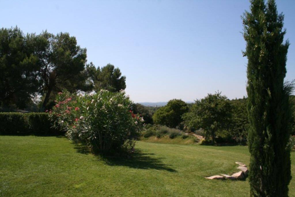 Vue panoramique sur Nîmes