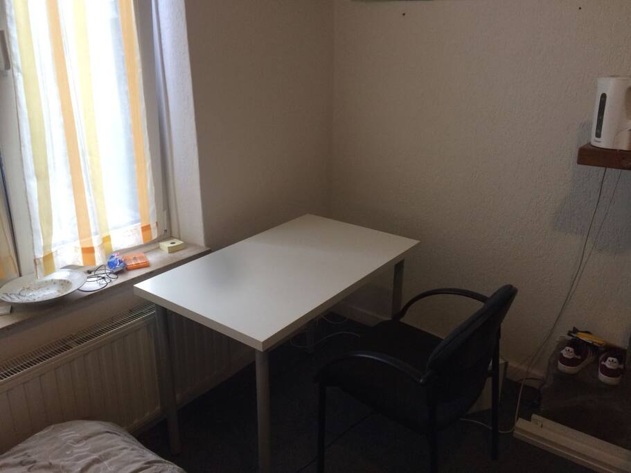 Desk, workstation