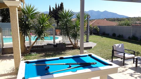 Villa with pool and billiards in Catalan Country!!!