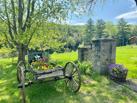 4 bdrm suite in Vermont Farm Animal Sanctuary Inn