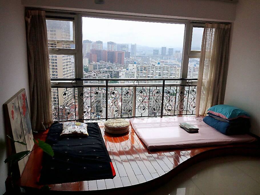可以根据入住人数而加床铺,最多可住4人