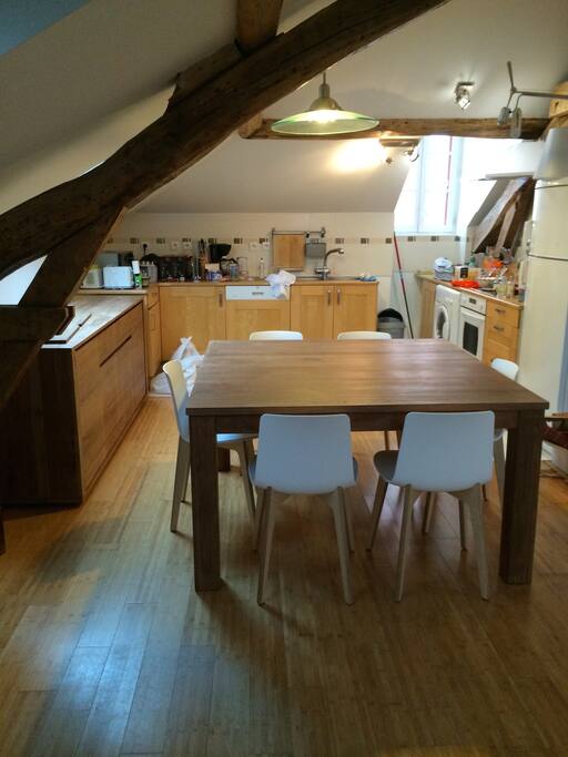 Cuisine bien équipée pour les amateurs de cuisine, les amoureux des dîners à la maison ✨