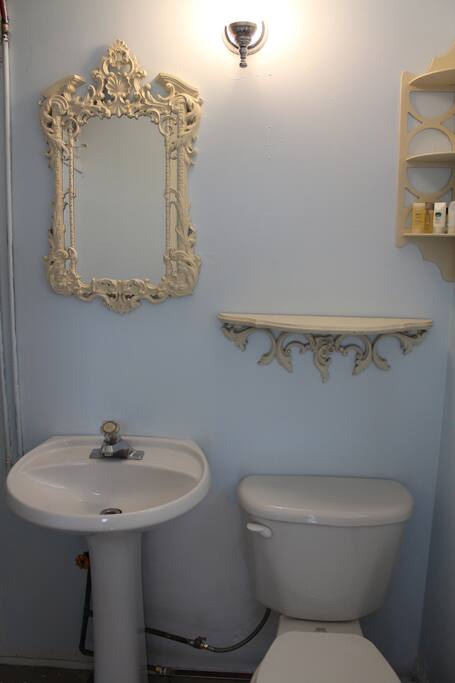 PRIVATE 3 PIECE BATHROOM
