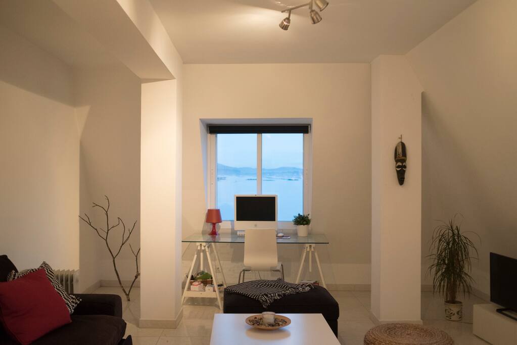 Salón con vistas a la ría