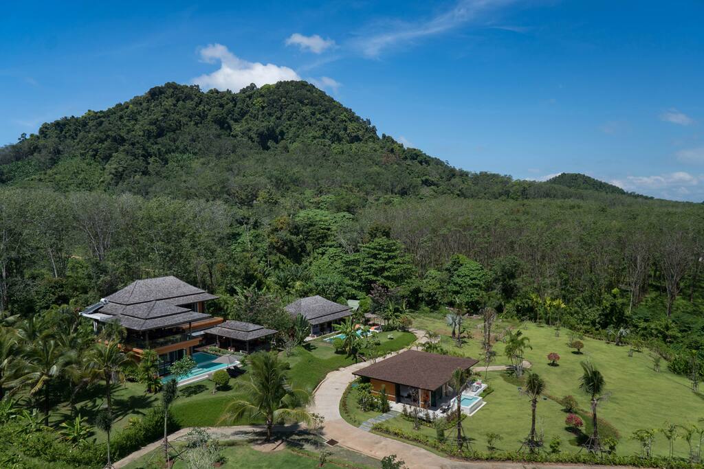 Holiday complex beachfront